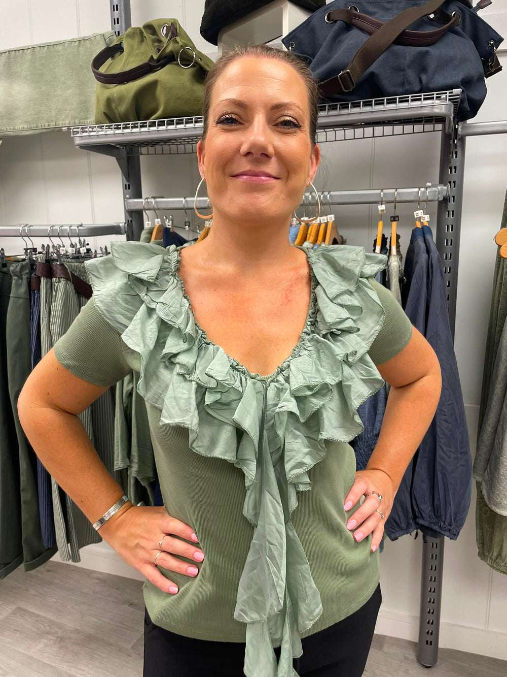 KHAKI