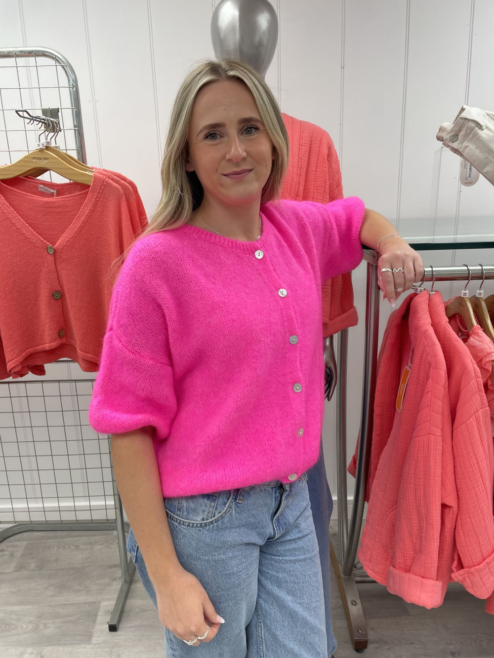 NEON PINK