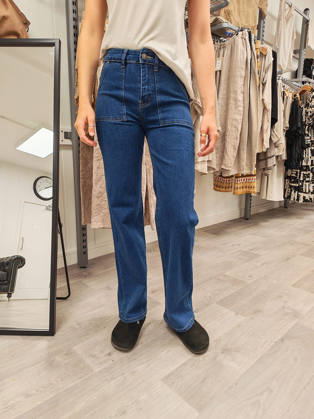 DARK DENIM