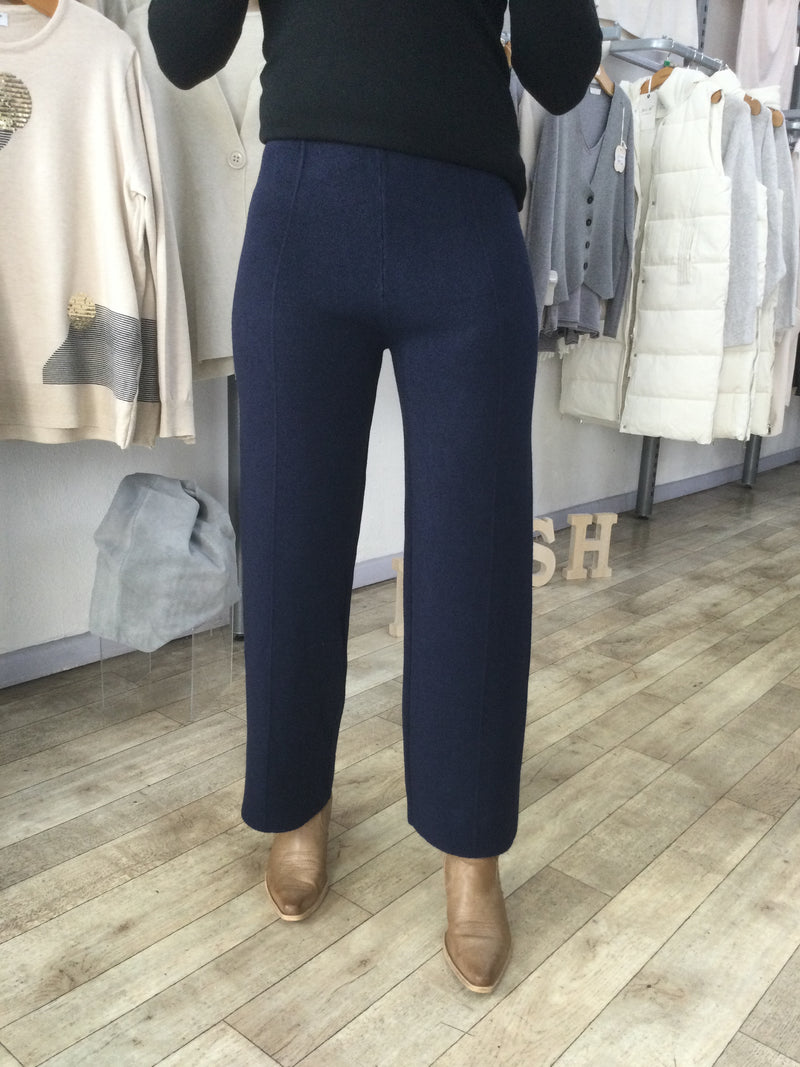 WIDE LEG KNITTED TROUSERS