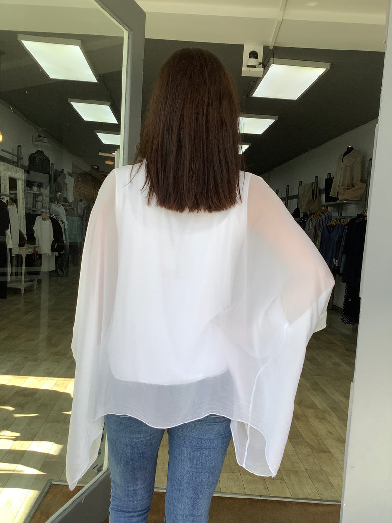 EMB SIDE SILK MIX TOP