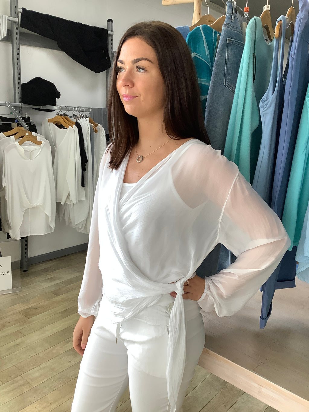 SILK KNOT TOP