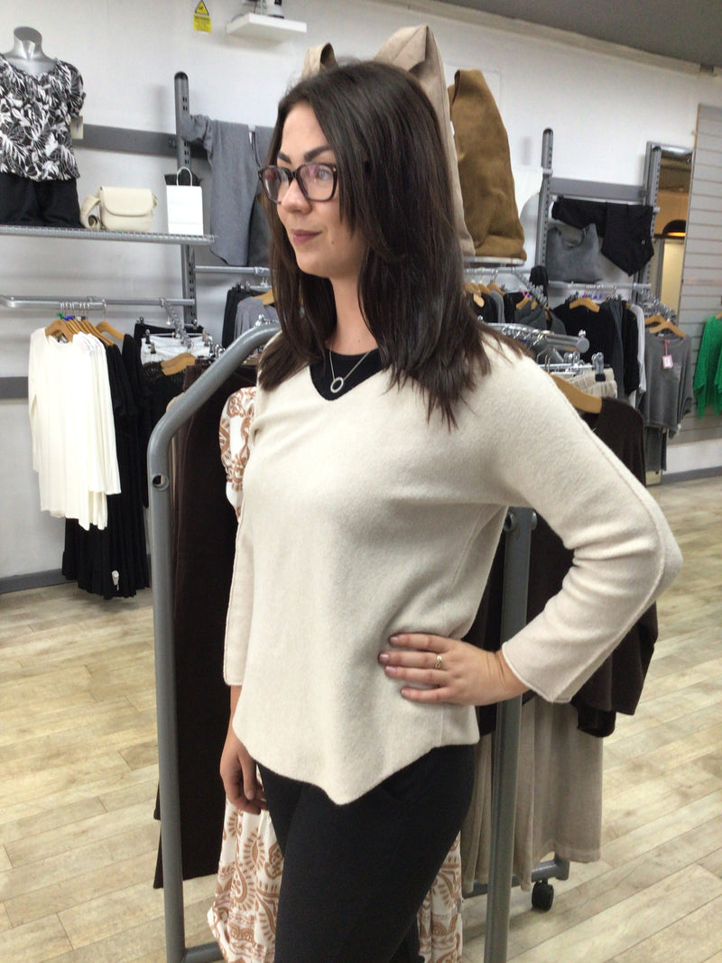 V-NK SEAM SLV TOP