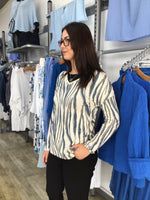 VINE VEE NK SOFT KNIT