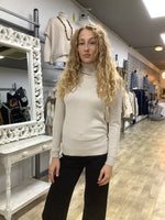 BTTN POLO KNIT TOP