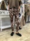 AUTUMN PRINT MAGIC PANTS