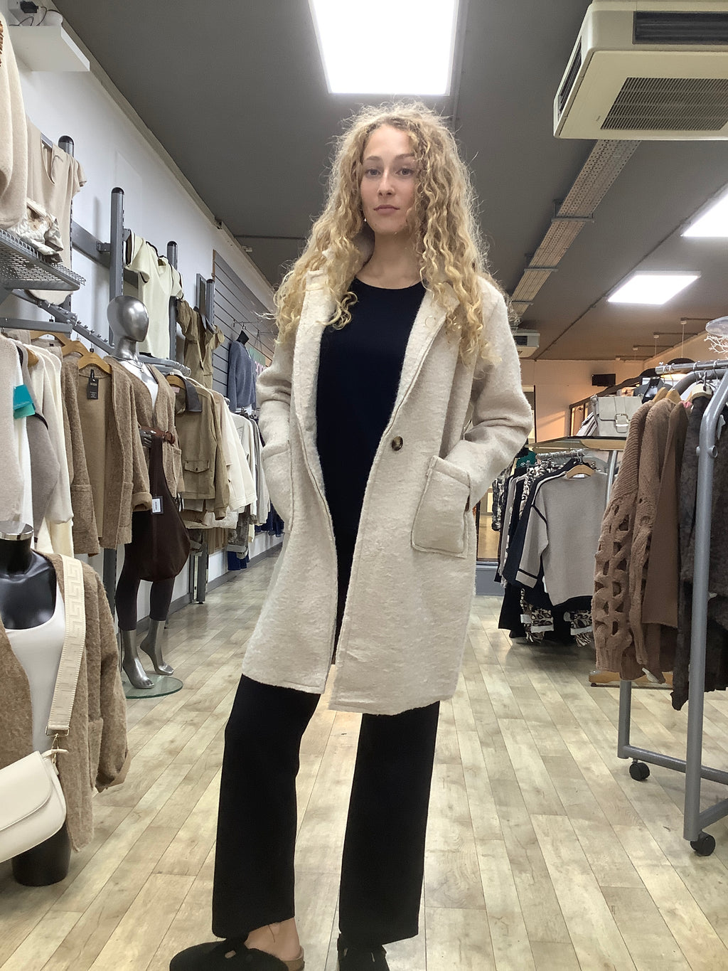 1 BTTN LNG BOUCLE COAT