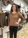 LEOP SLV VEE KNIT TOP