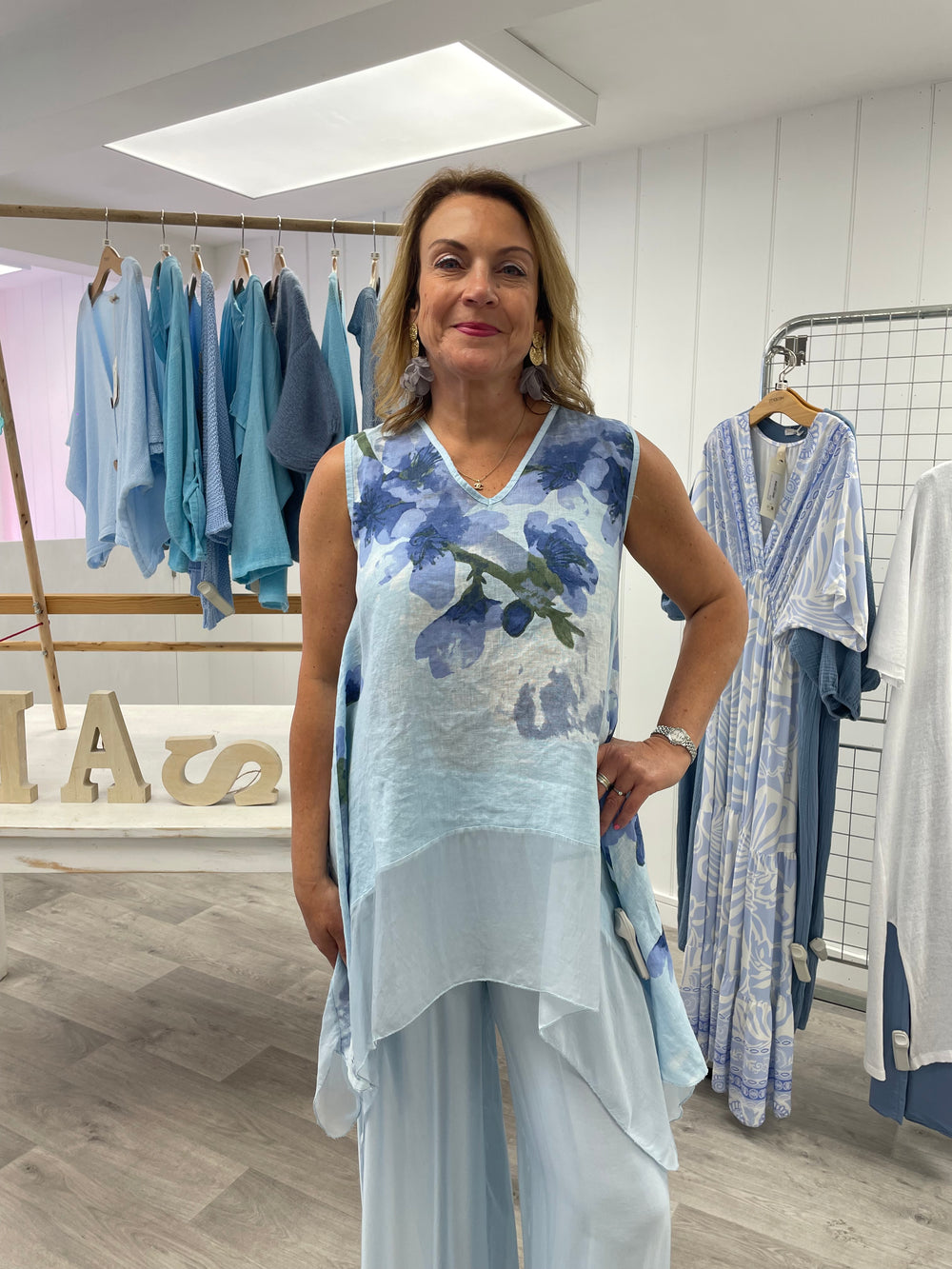 PALE BLUE