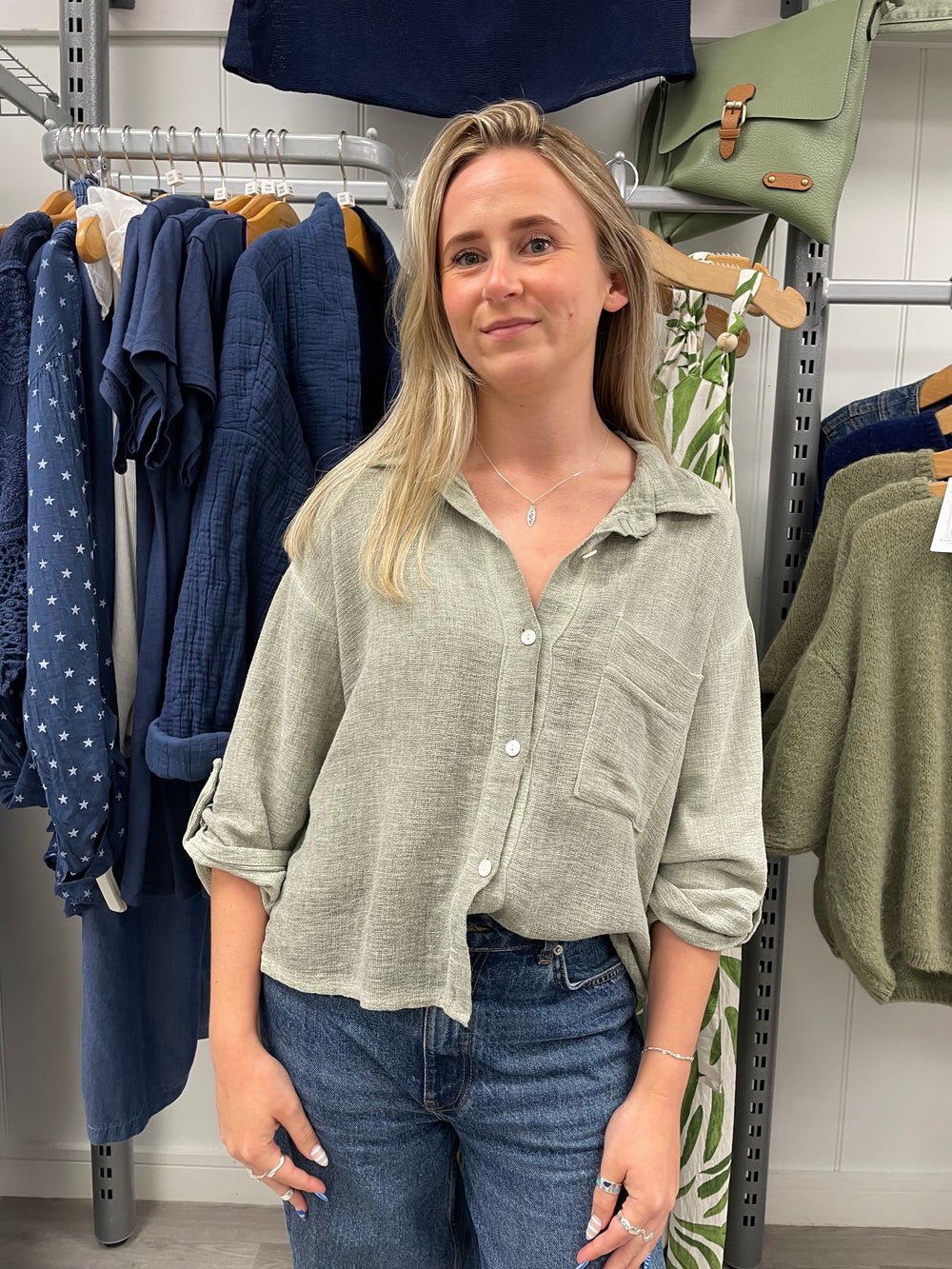 KHAKI
