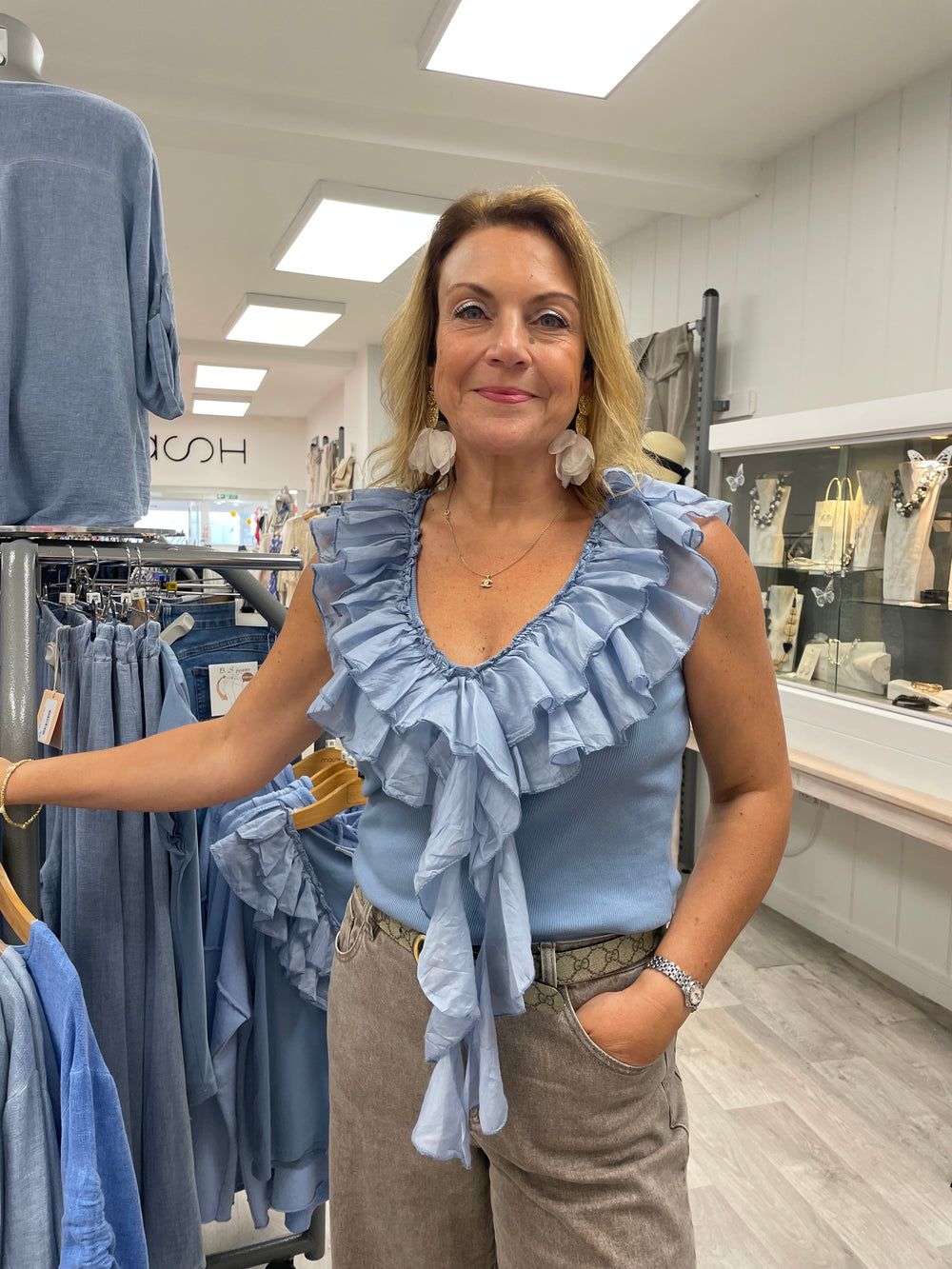 POWDER BLUE