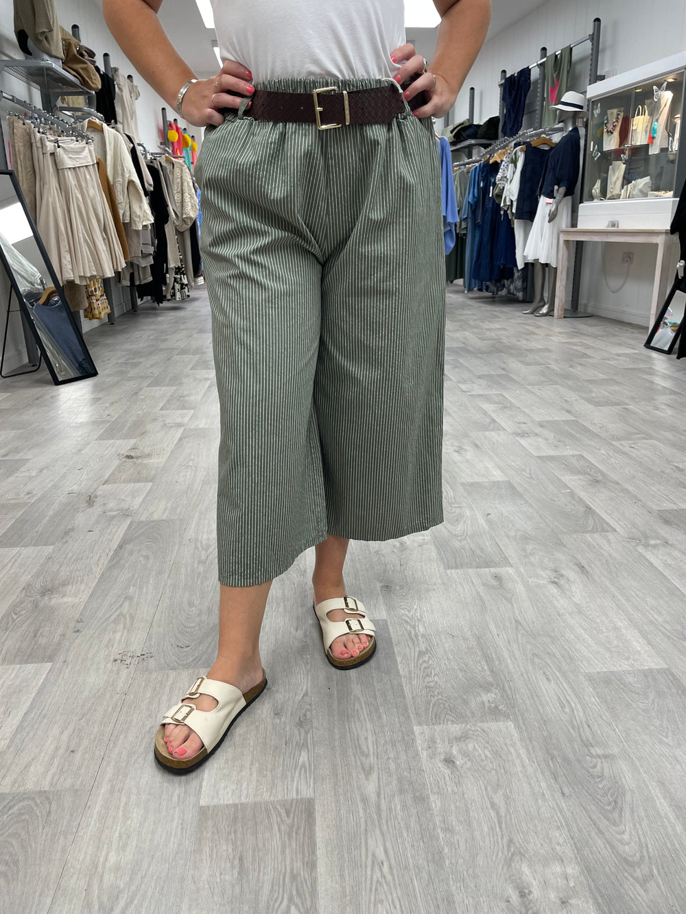 KHAKI