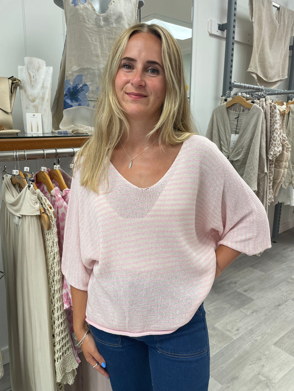 PALE PINK