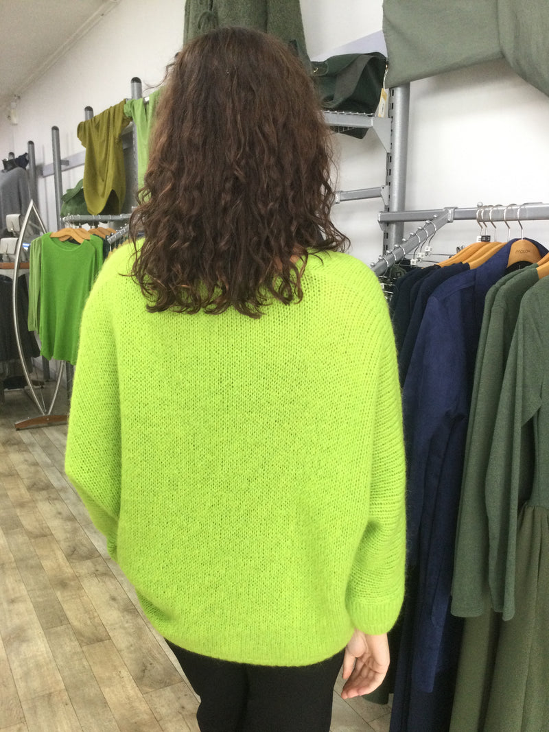 MOHAIR VEE TOP