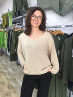 MOHAIR VEE TOP