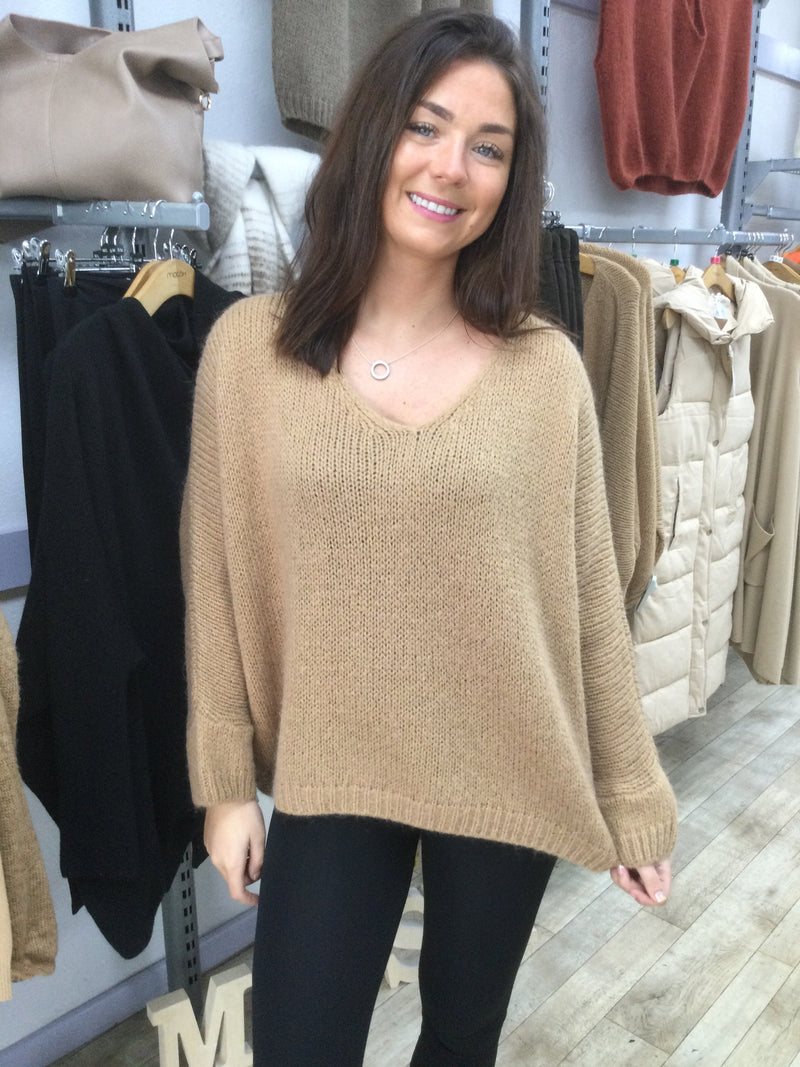 MOHAIR VEE TOP