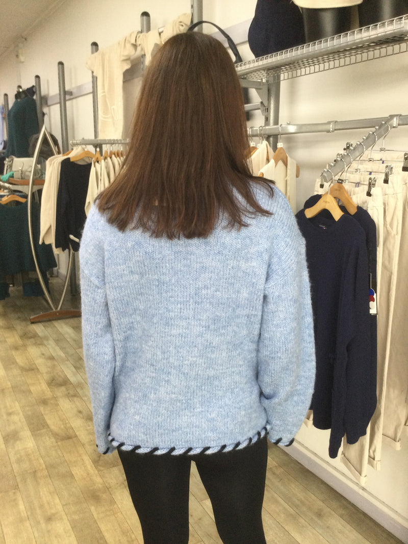 BLANKET STITCH KNIT TOP