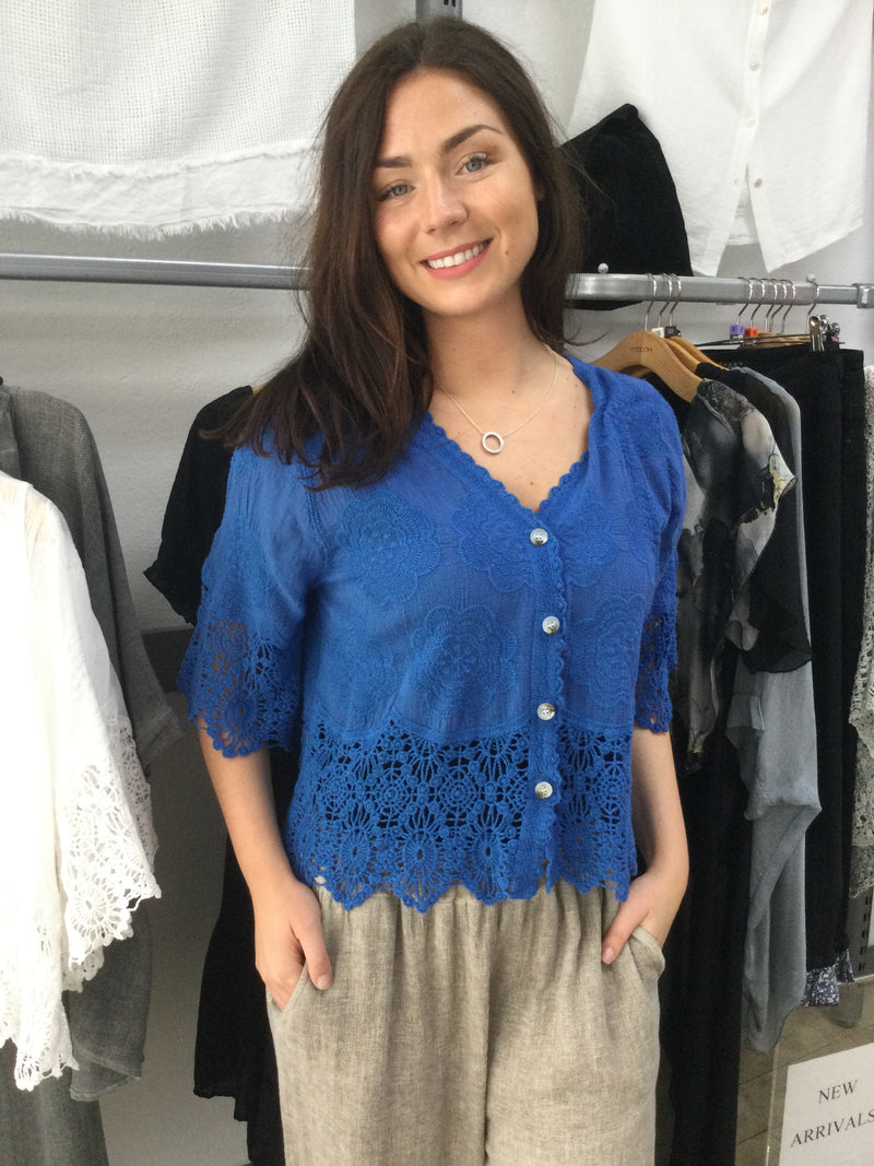 CROCHET CARDI SHRUG