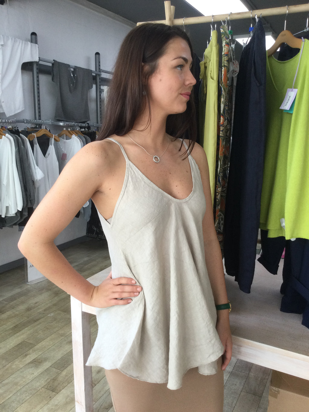 LINEN VEST