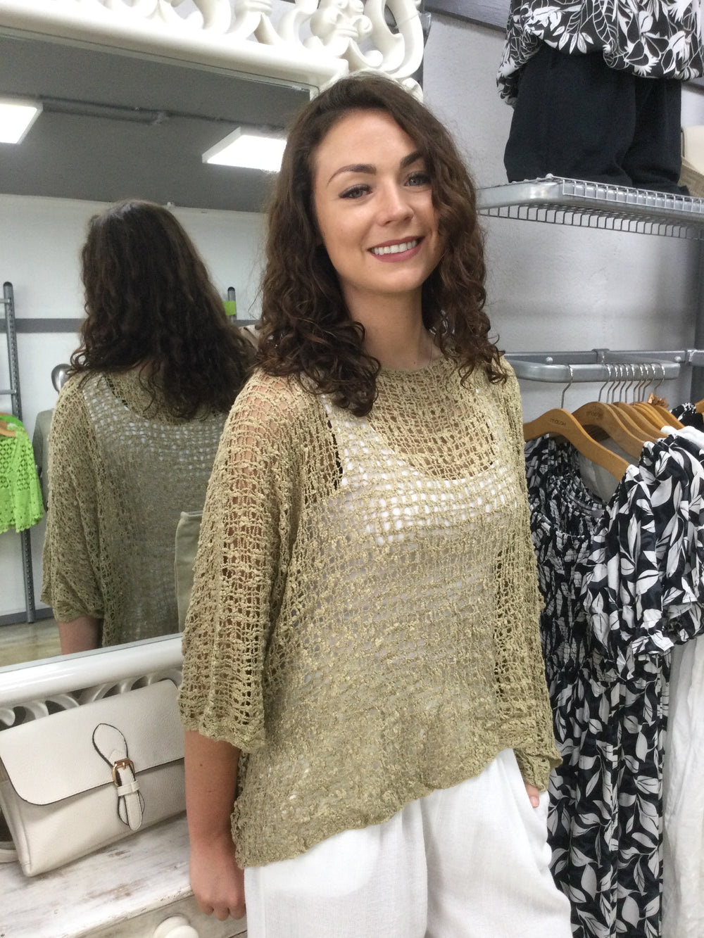 TAUPE