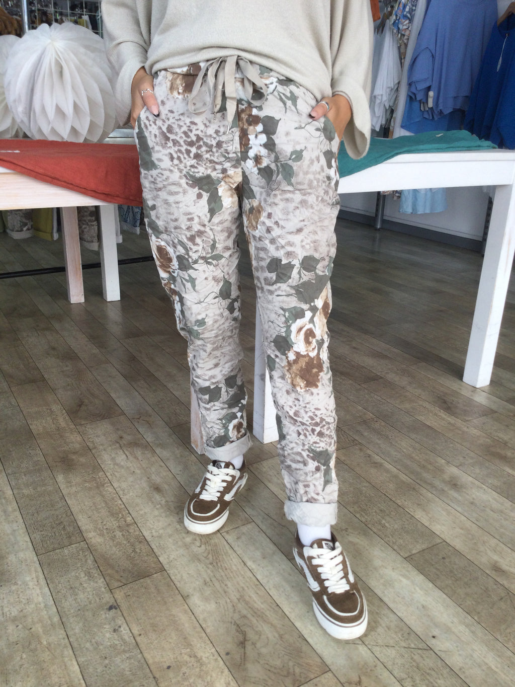 FLORAL MAGIC PANTS