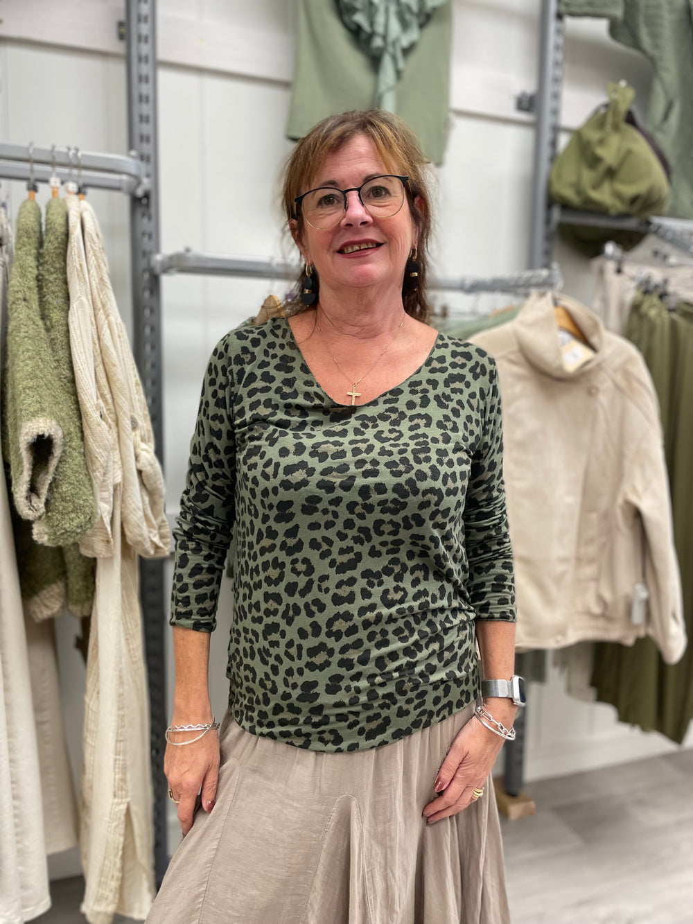 KHAKI