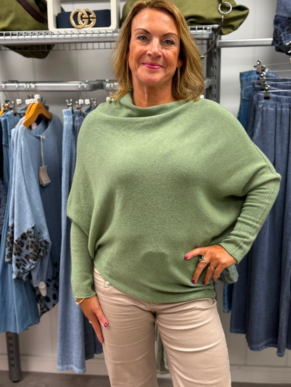KHAKI