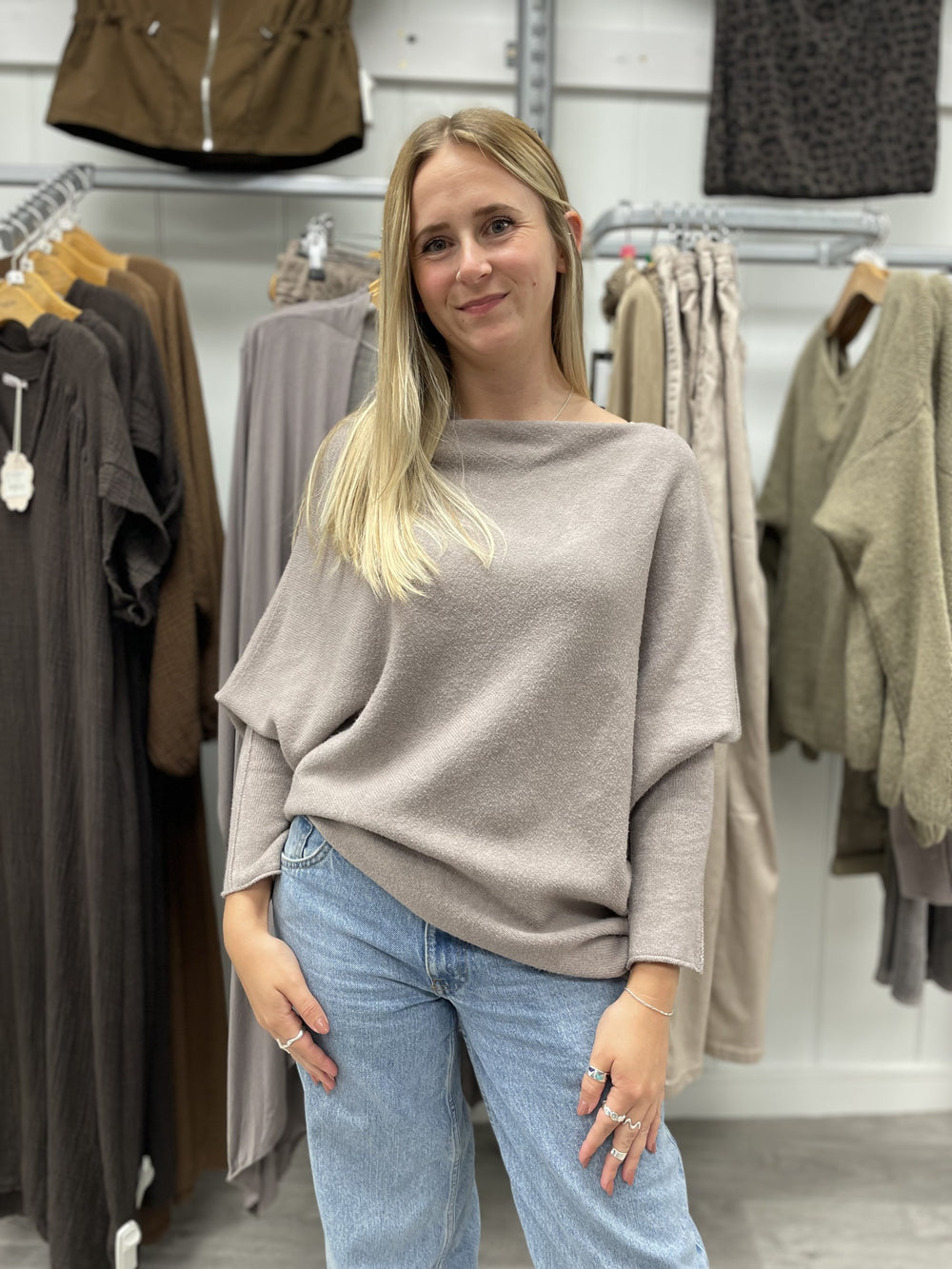 TAUPE